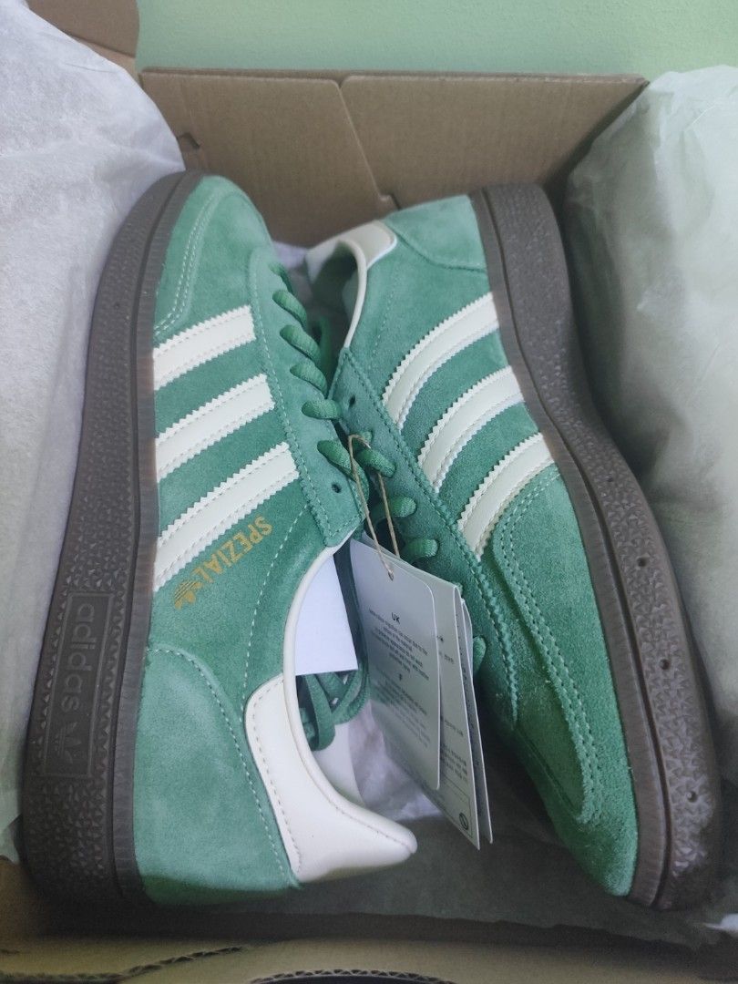 Adidas Handball spezial (Category: Sneakers) located in Manila. Submitted by mariellesa14935 (Listing ID 1448457148, Image 2). Description: - Lady owned - 3times lang nagamit - wrong size.
