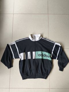 (Category: ) located in . Submitted by thriftnikent (Listing ID 1448311396, Image 1). Description: .