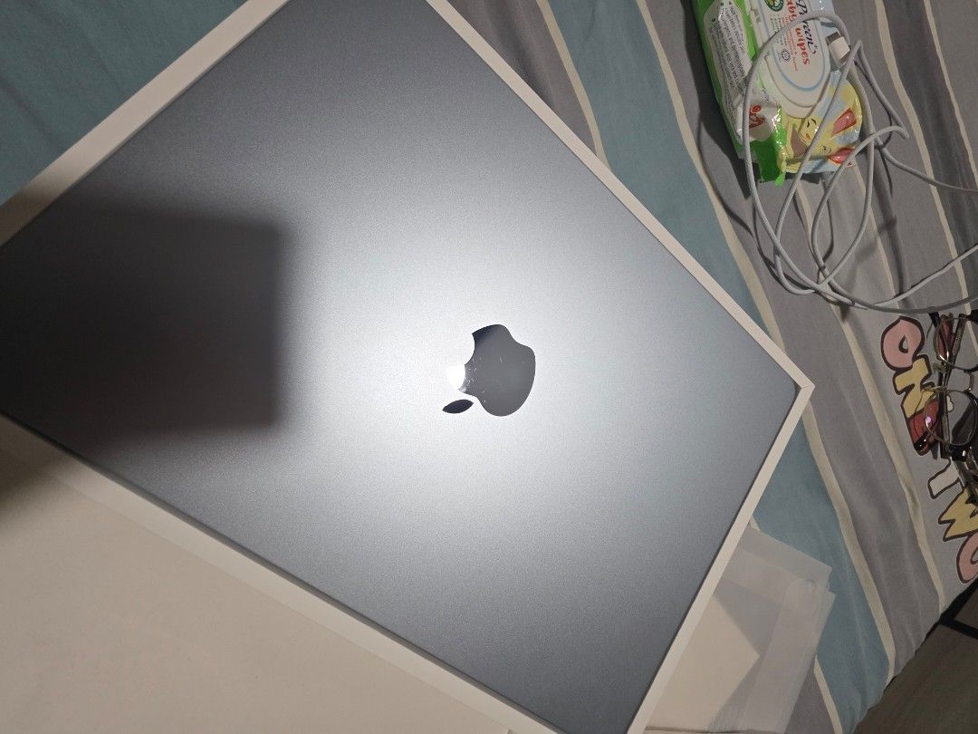 Apple MacBook air m4 512gb 13 inch