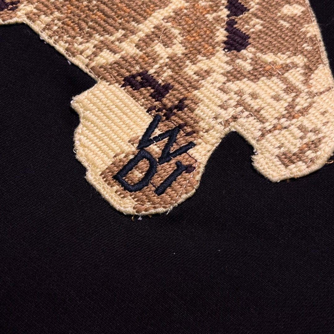 AUTHENTIC WELLDONE SWEATER (Category: Coats, Jackets and Outerwear) located in Floridablanca. Submitted by d_elevated (Listing ID 1448421230, Image 3). Description: no issue brandnew condition.