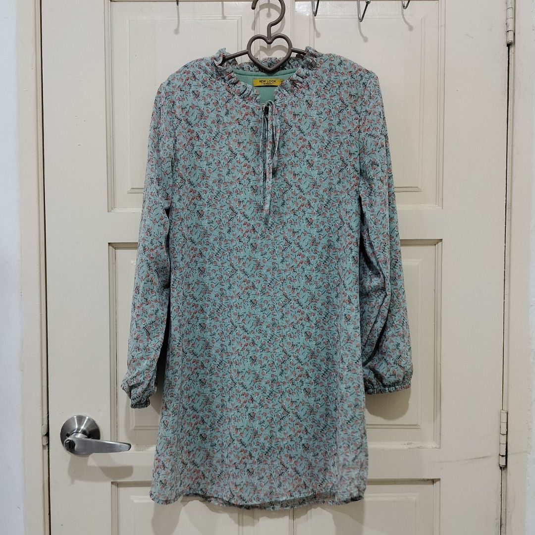 Baju kurung (Category: Baju Kurung & sets) located in Batu Gajah. Submitted by jisooooyaaa (Listing ID 1448393907, Image 1). Description: RM10 ✨ ● Saiz S ● Labuh kain ● Labuh depan baju ● Labuh belakang baju ● Shoulder ● Pit.