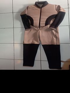 (Kategori: ) berada di . Dikirim oleh gudangnya.2ndstuff (ID iklan 1448369076, Gambar 1). Deskripsi: .