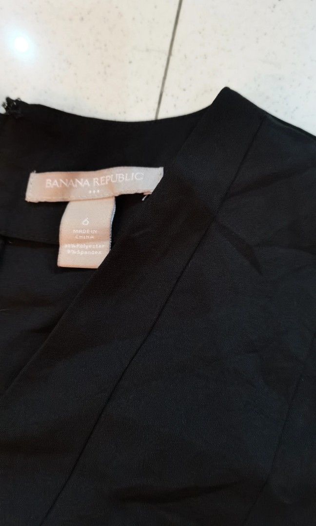 Banana Republic black peplum top (Category: Blouses) located in Batangas. Submitted by micaelaul (Listing ID 1448291285, Image 3). Description: Small-medium.