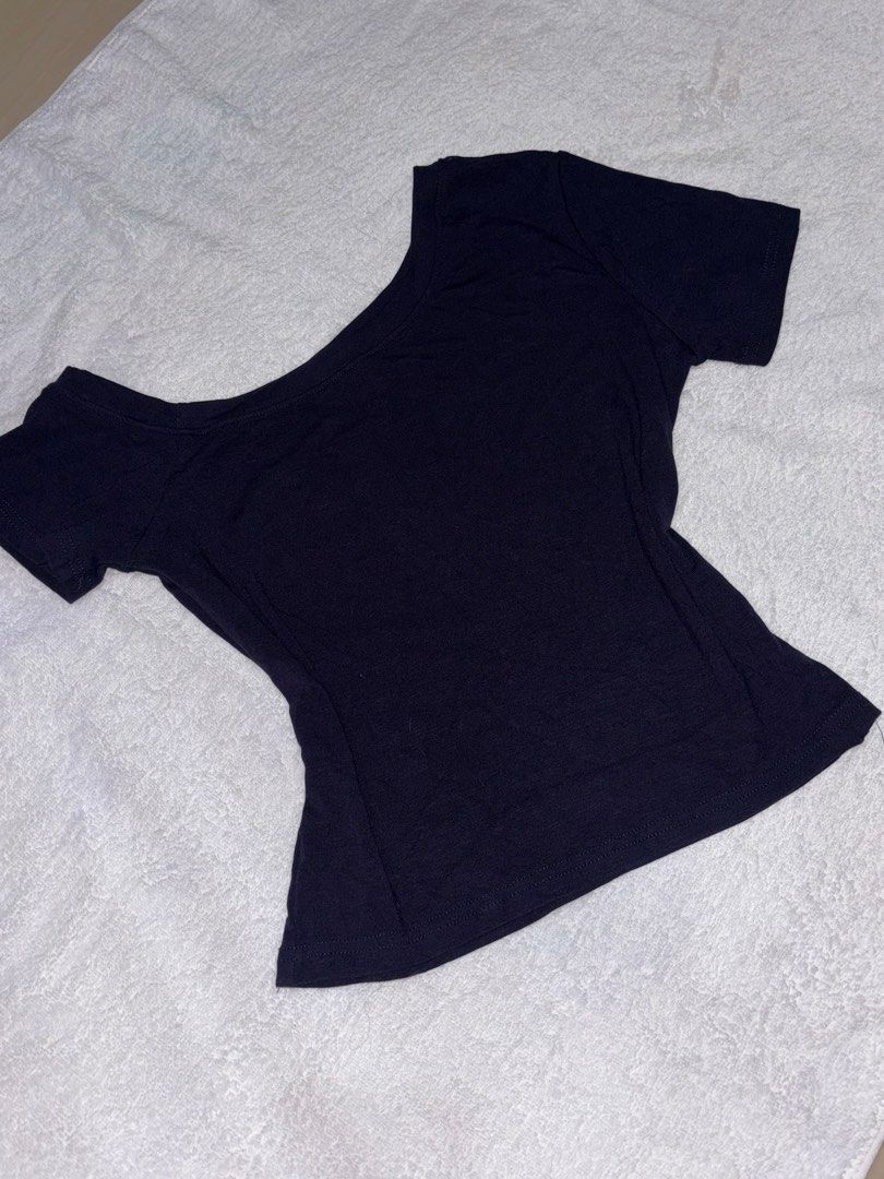 basic tops (Category: Shirts) located in Manila. Submitted by riza.closet (Listing ID 1448457233, Image 2). Description: top 1 - full length black top top 2 - navy blue off shoulder top 100 pesos for each item.