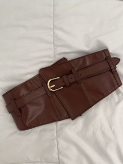 (Kategori: ) berada di . Dikirim oleh preloved.by.chica (ID iklan 1448338531, Gambar 1). Deskripsi: .