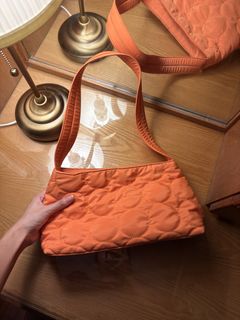 (Category: ) located in . Submitted by wje3737 (Listing ID 1448427777, Image 1). Description: .