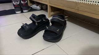(Category: ) located in . Submitted by thriftmami (Listing ID 1448315576, Image 1). Description: .
