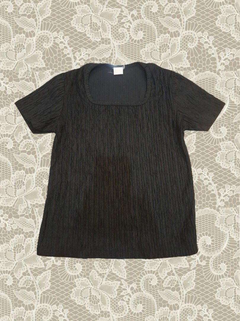 Black Textured Square Neck Short Sleeve Top (Category: Blouses) located in Meycauayan. Submitted by tinyponkan (Listing ID 1448341001, Image 1). Description: - Textured black fabric - Square neckline - Short sleeves - Simple and versatile design - Perfect for layering or wearing on its own - Easy to pair with various bottoms.