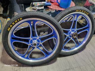 (Category: ) located in . Submitted by ocgarage (Listing ID 1448426436, Image 1). Description: .