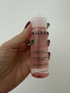 (Category: ) located in . Submitted by skincare_queen (Listing ID 1448363697, Image 1). Description: .