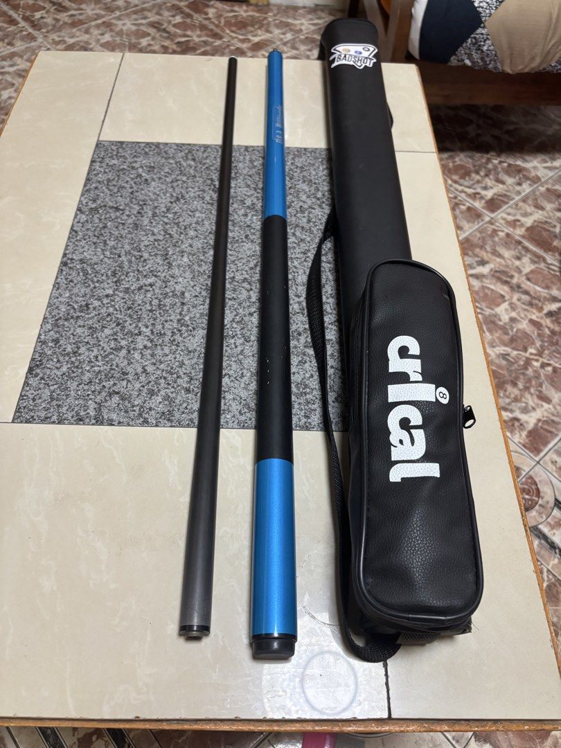 Carbon cue & break cue (Category: Billiards and Bowling) located in Marikina City. Submitted by aerahharea (Listing ID 1448479222, Image 1). Description: Carbon cue & break cue For take all Cue bags included 6000PhP Marikina area Pm me.