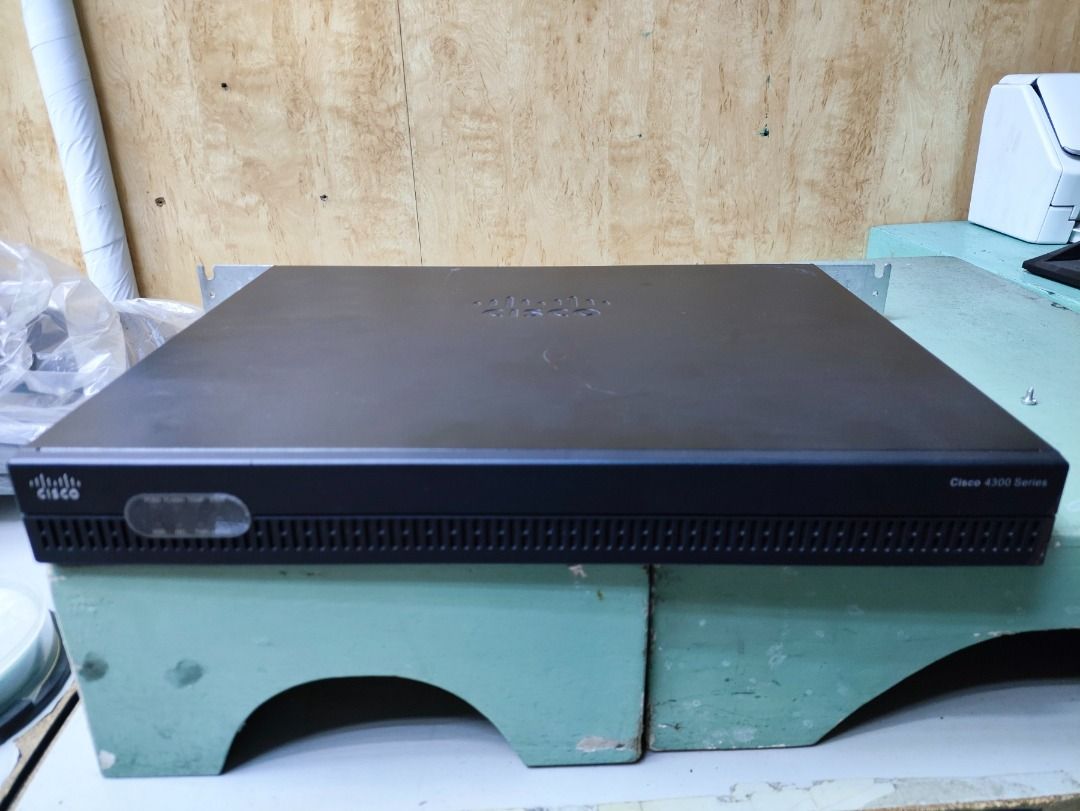 Cisco 4300 Series ISR Router (Category: Networking) located in Caloocan City. Submitted by dianemontales (Listing ID 1448279433, Image 1). Description: Selling a pristine, hardly used Cisco ISR 4321 (ISR4321/K9) enterprise router. This unit was pulled from a clean, climate-controlled setup with minimal runtime. Perfect for enterprise branch deployments, network replacements, or high-tier networking labs..