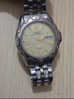 (Category: ) located in . Submitted by quick_deals_great_finds2 (Listing ID 1448438740, Image 1). Description: .