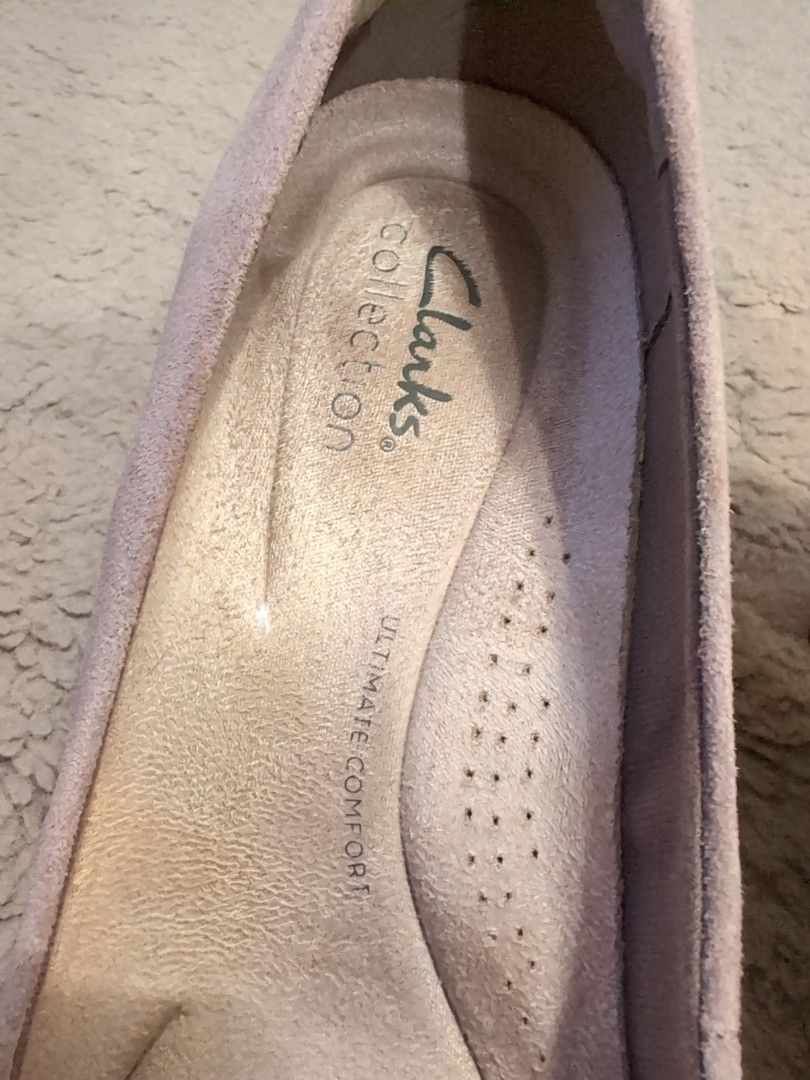 Clarks Mauve Suede Heels Size 6 (Category: Heels) located in Taytay. Submitted by la0ui (Listing ID 1448427945, Image 2). Description: Clarks Kataleyna Gem Mauve Suede Heels 2-inch heels perfect for corporate attire Used twice only and in mint condition Box not available/included RFS: wouldn't be needing it anymore.