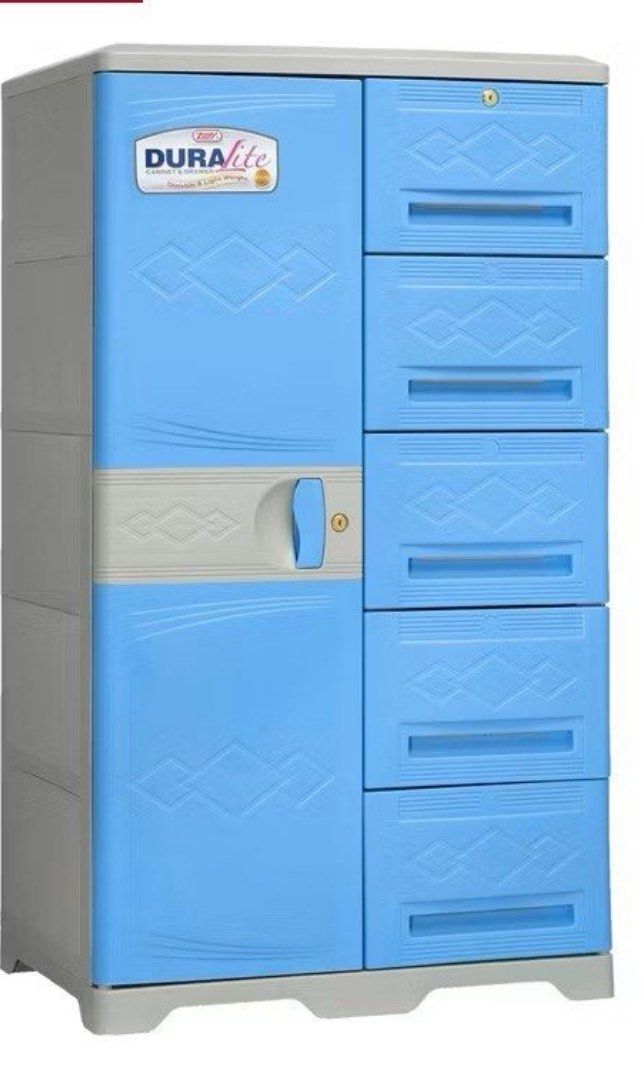 CLOSET/DURABOX WITH DRAWER (Category: Clothes Drying Rack) located in Manila. Submitted by declutterwithchoco26 (Listing ID 1448320037, Image 1). Description: .
