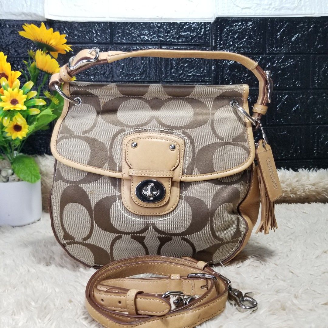 Coach Limited Edition 70th anniversary (Category: Luxury Bags & Wallets) located in Bugallon. Submitted by preloverelove07 (Listing ID 1448283262, Image 2). Description: Pangasinan Free Shipping Authentic PreLove.