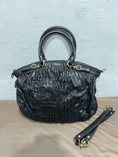 (Kategori: ) berada di . Dikirim oleh aisyah.luxurystore (ID iklan 1448466529, Gambar 1). Deskripsi: .