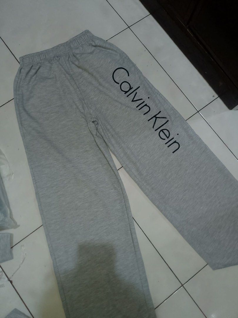 COORDS OOTD SET (Category: Sets or Coordinates) located in Caloocan City. Submitted by wcbangkoks53107 (Listing ID 1448353243, Image 2). Description: Japan pull out Fits: S-L.