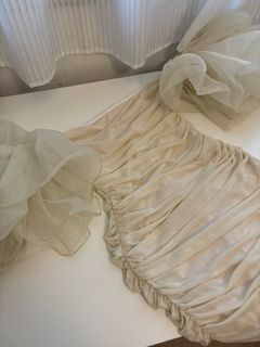 (Category: ) located in . Submitted by elys.closet (Listing ID 1448396147, Image 1). Description: .