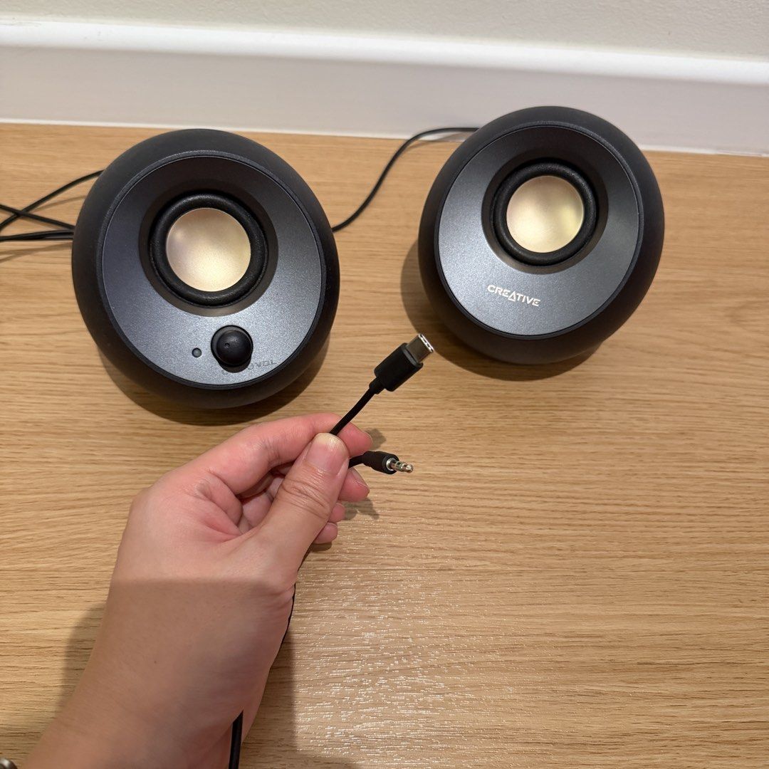 Creative Pebble Speakers503900101872855042