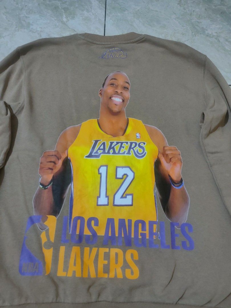 Crewneck Lakers Los angeles original (Kategori: Atasan) berada di Tangerang. Dikirim oleh nobranded_nostyle (ID iklan 1448471774, Gambar 3). Deskripsi: Bismillahirrahmanirrahim Crewneck Lakers Los angeles original Size : 72x60 Condition : warna 80%.
