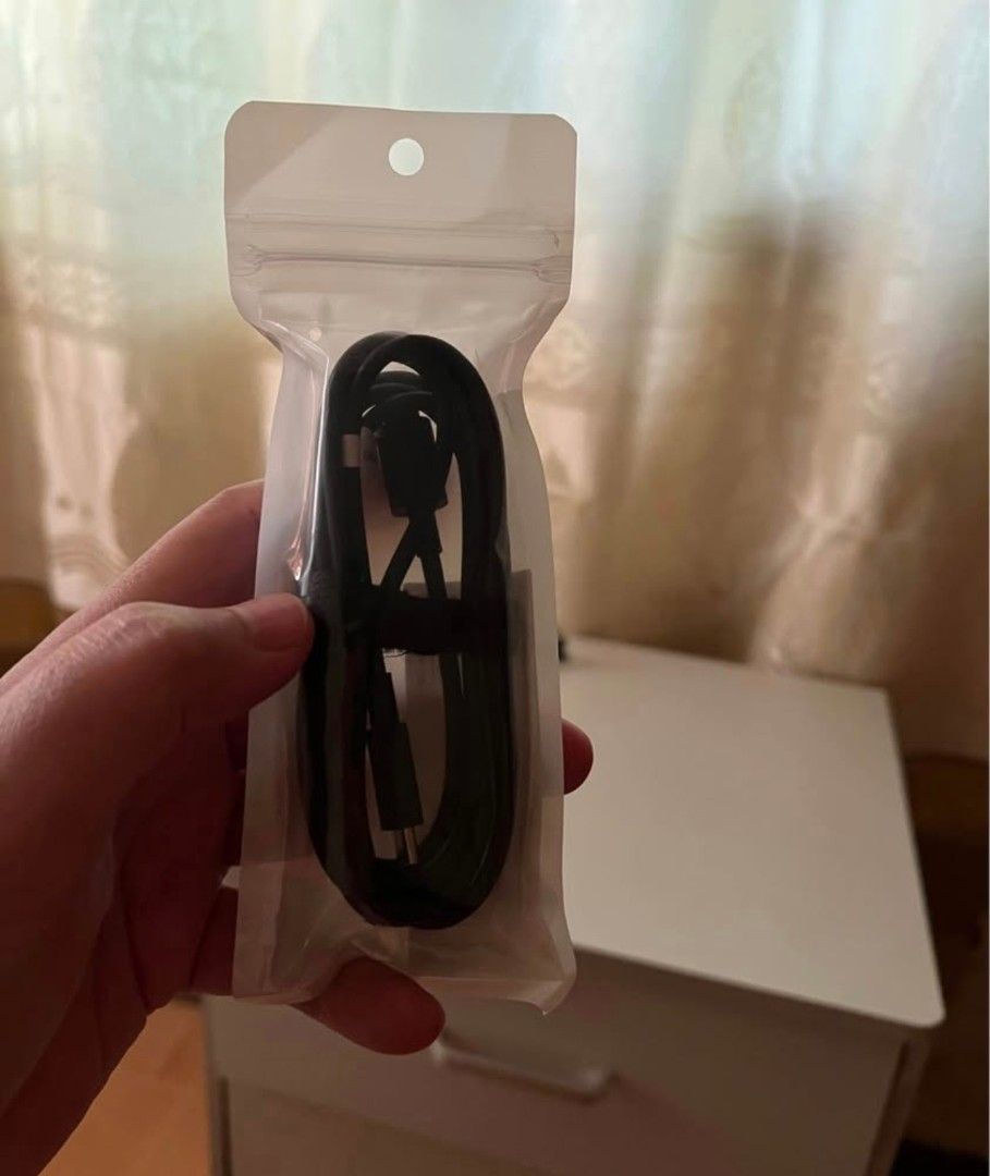CUKTECH Type-C to Type-C 6A Data Cable 1.5m (Category: Chargers & Cables) located in Antipolo. Submitted by epiclion.df565b (Listing ID 1448290968, Image 2). Description: - CUKTECH 6A Fast Charging Cable - Connector: Type-C to Type-C - Length: 1.5 meters - Supports 6A current for rapid charging - Ideal for Type-C phones and devices - Color: Black -Supports alot of charging protocols like xiaomi hyper charge, oppo voocs charge, apple, samsung sfc 