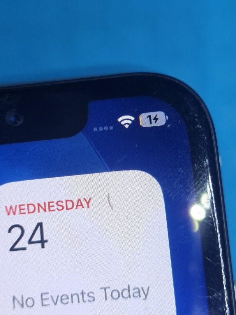 Defective/Broken/Sira/scrap Iphone BUYER (Category: Others) located in Quezon City. Submitted by jay.mendoza1 (Listing ID 1448392384, Image 3). Description: LEGIT BUYER HERE!!! SPOT CASH for scrap/ for disposal units only DEFECTIVE ITEM PRICE!!!! PASS sa presyong brand new!!! BUYING: defective/sira/broken/WATER Damaged/ for SCRAP units iphone x up to the latest ipod classic 5th gen up ipad 7th gen up to the latest macbook pro 2017 up to the lates