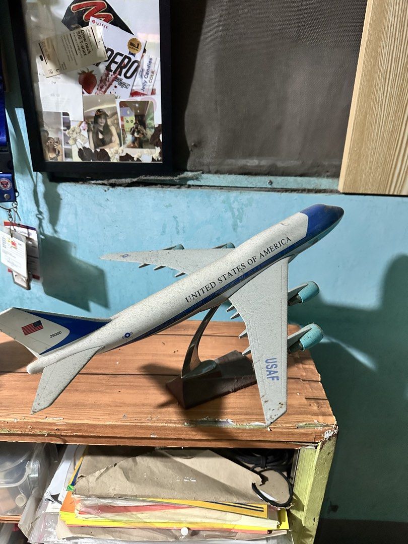 Die Cast Airplane Model Big Scale (Category: Vehicle & Diecast Models) located in Taguig. Submitted by engrcj (Listing ID 1448368424, Image 2). Description: Cathay Pacific Boeing 747 Air Force One Boeing 747 Philippine Airlines Boeing 747-400 (broken tail) Saudi Arabian Airlines Boeing 747 4k each Negotiable for take all NO BOX ALL DISPLAYED ONLY Lilinisin nalang for buyer Taguig area.