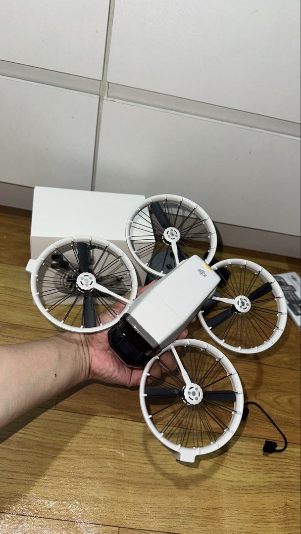 DJI flip standard kit with RC-n3 (Category: Drones) located in Pasay City. Submitted by 10ti9ers (Listing ID 1448428942, Image 2). Description: No issue 1 year warranty No issue and complete accessories - DJI flip standard kit with RC-n3 - Includes drone, controller, and all accessories - All parts are in the original box - Ideal for aerial photography and videography - Ready for your next adventure!.