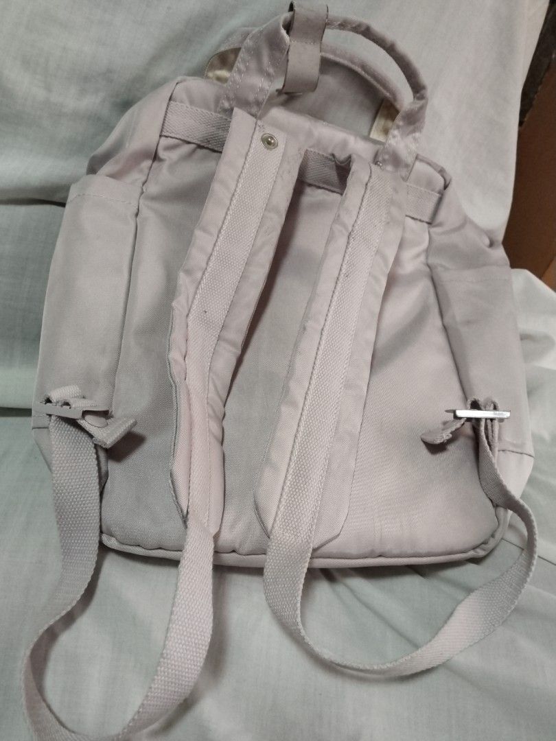 Doughnut pish your dream travel knapsack (Category: Luxury Bags & Wallets) located in Dasmarinas. Submitted by 3mi3shop (Listing ID 1448300385, Image 3). Description: needs wash flaws shown on pictures pymt thru gcash only add'l pymt for shipping fee.