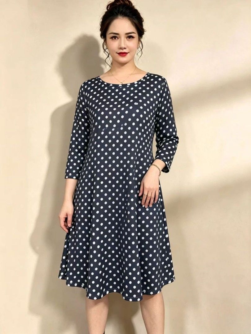 Dress set （分類：連身裙）位於 Hong Kong。 由 ladiesshop223 提交（商品編號 1448403004，圖片 3）。簡介： Need to order first 7/10waiting Half payment first alipay yau tong MTR only no need for exit bypsot service available sf also thanks payment your self Polka dots set earring one pair Shoes one pair one shirts set nails 130$。