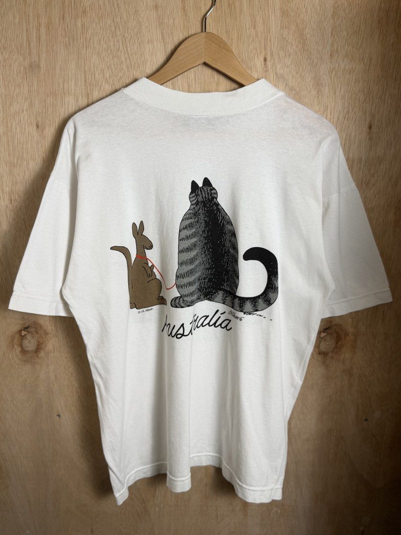 Vintage kucing gemuk (Category: Tshirts & Polo Shirts) located in Padang Serai. Submitted by paktamkacamata (Listing ID 1448445674, Image 3). Description: Warna - putih Condition - GOOD 📌(ADA SEDIKIT PINHOLE BOLEH LIHAT GAMBAR AKHIR ) ‼️ saiz - S waist 22 length 27 SEBELUM MEMBELI BOLE TENGOK GAMBAR DI ATAS SEBARANG PERTANYAAN BOLEH PM ITEM BUNDLE LIKE NEW ‼️.