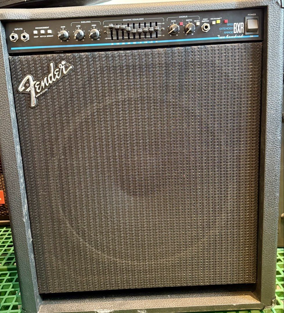 Fender Bass Extended Range BXR Two Hundred Amplifier (Category: Soundbars, Speakers & Amplifiers) located in Antipolo. Submitted by mracomzzz (Listing ID 1448394581, Image 1). Description: Selling used like new amplifiers for musicians and hobbyists..