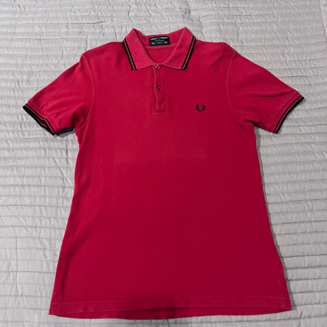 FRED PERRY (Category: Formal Shirts) located in Sungai Udang. Submitted by dirtyprettystore (Listing ID 1448463550, Image 1). Description: measurement on pics pls slide.