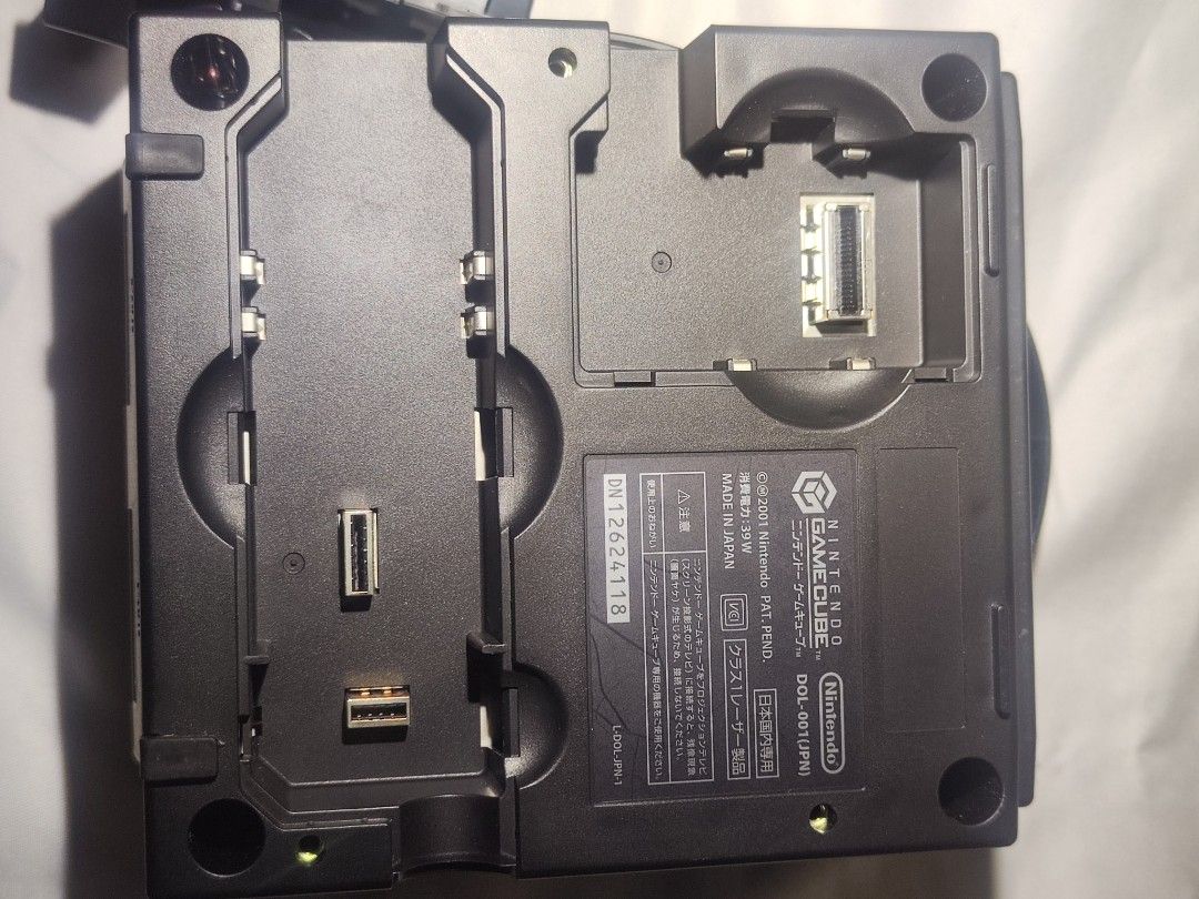 Game cube (untested) (Category: Nintendo) located in Manila. Submitted by olx156 (Listing ID 1448449689, Image 3). Description: .