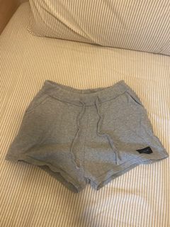 （分類：）位於 。 由 ririsfinds 提交（商品編號 1448362413，圖片 1）。簡介： 。