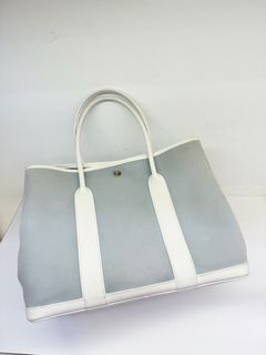 （分類：）位於 。 由 sozoluxury 提交（商品編號 1448349814，圖片 1）。簡介： 。