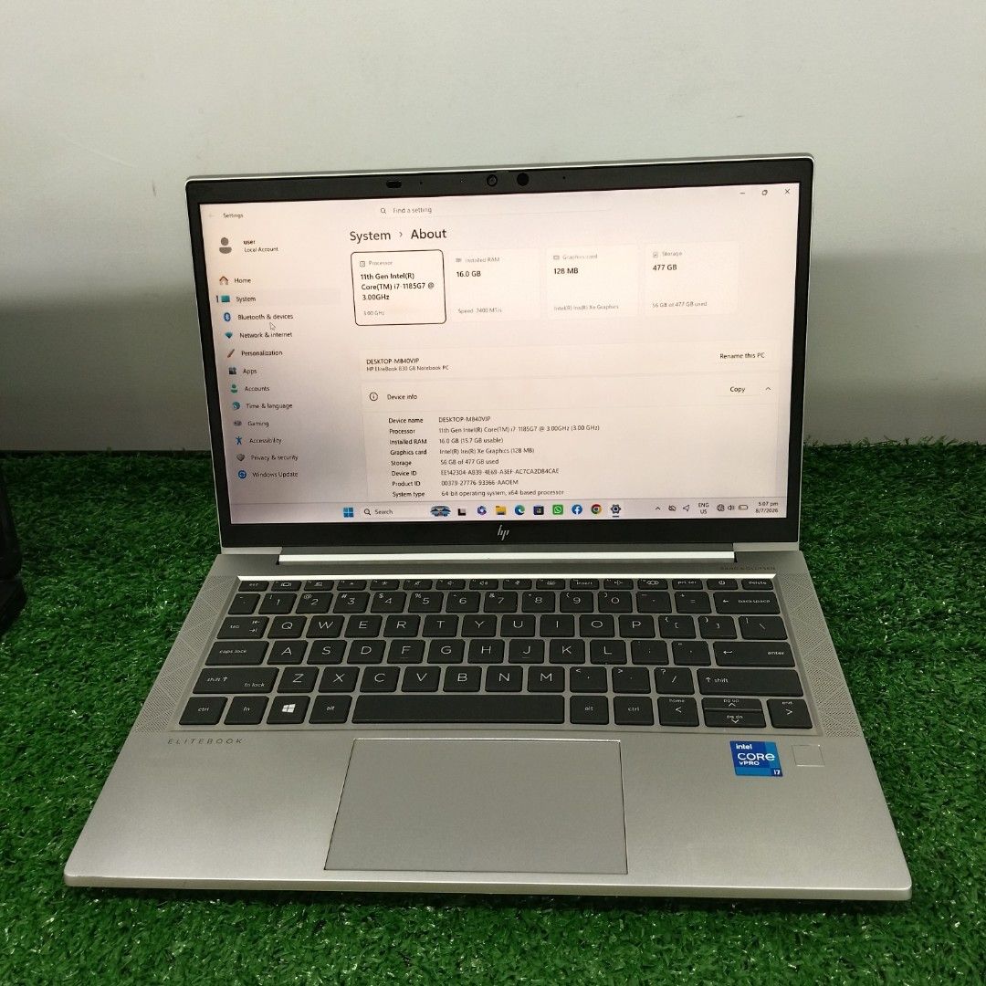 HP EliteBook Laptop - Intel Core i7503790120952156162