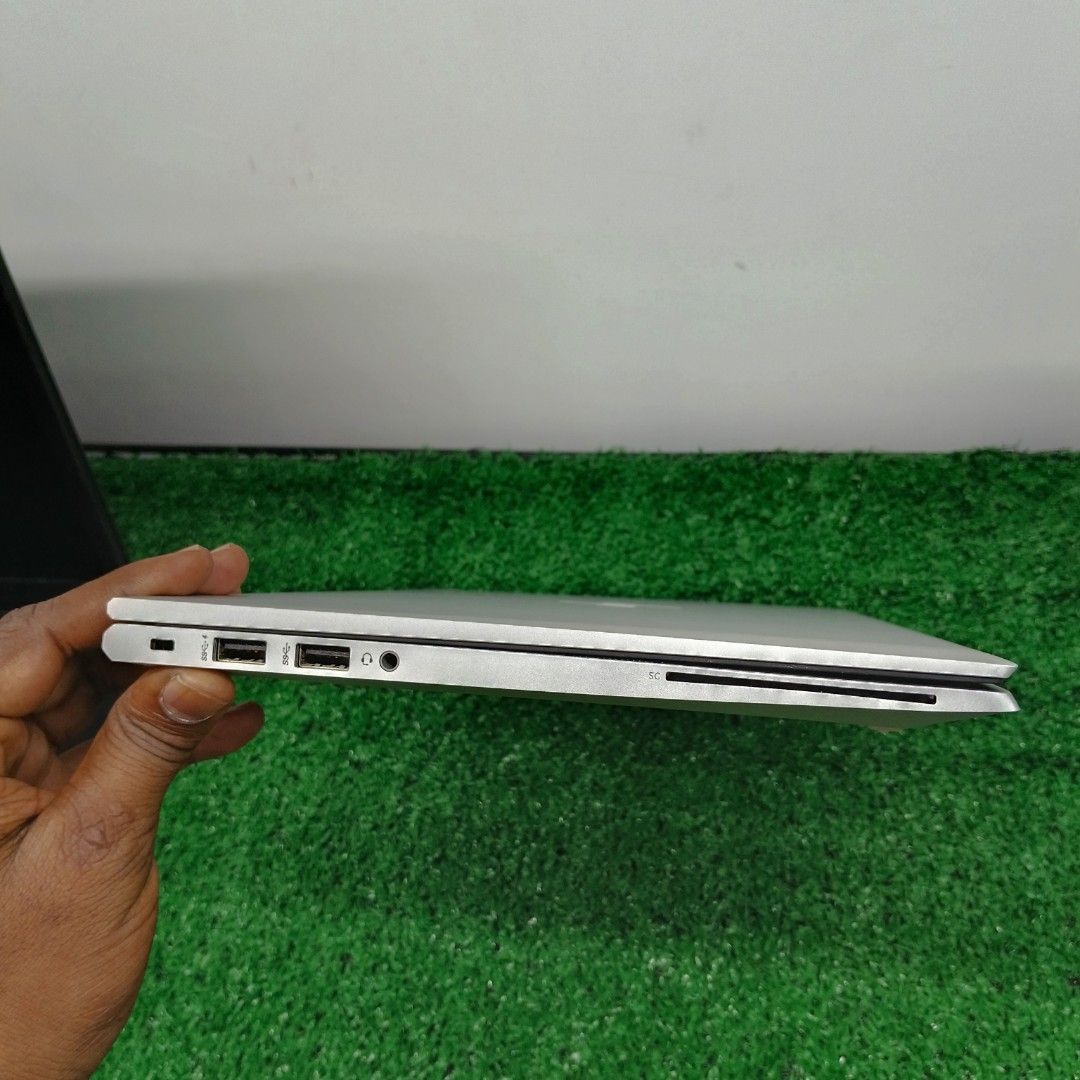 HP EliteBook Laptop - Intel Core i7503790120952156164