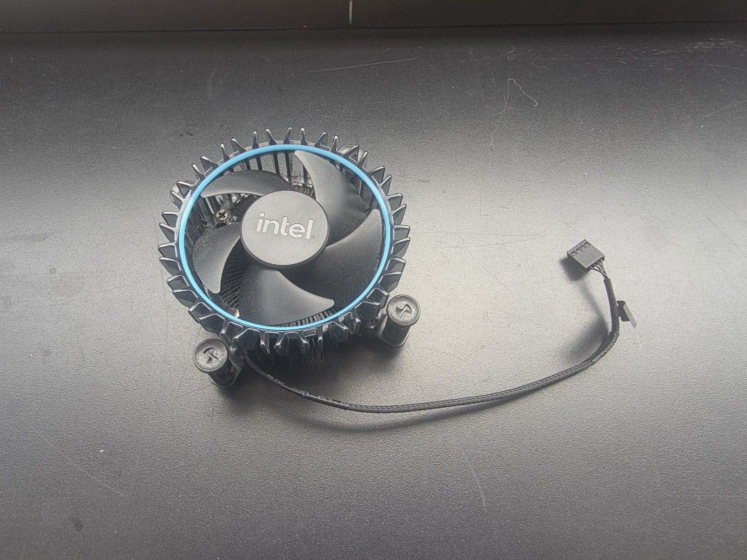 Intel lga 1700 CPU Cooler Fan Heatsink (Category: Computer Parts) located in Manila. Submitted by sound.solution (Listing ID 1448304079, Image 1). Description: - Intel CPU cooler fan and heatsink - Tested and working - Includes fan and mounting hardware - for lga 1700 series.