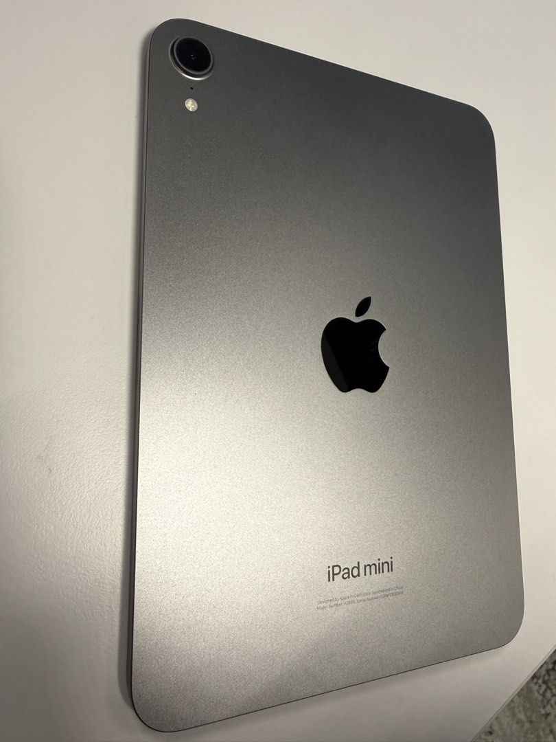 iPad mini 7th gen A17 pro wifi 128gb space grey (Category: iPad) located in Mandaluyong City. Submitted by bookmarkdown (Listing ID 1448393529, Image 2). Description: - iPad mini 7th gen - rarely used, no issues - Color: Space Grey - Storage: 128GB - Connectivity: WiFi - Condition: Excellent, 100% Battery Health (67 cycles) - Includes: Original box, unused charger, and unused cable .