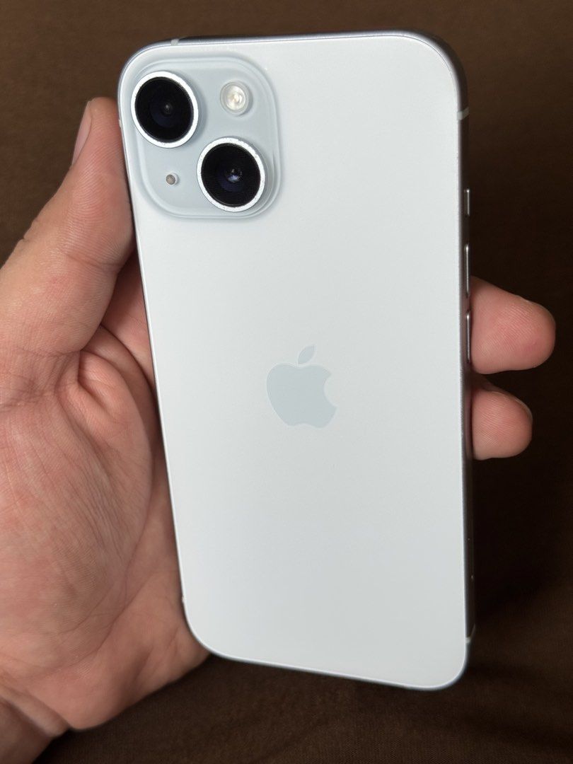 iPhone 15 128GB (US LOCKED) WIFI USE (Category: iPhone 15 Series) located in Manila. Submitted by marco.21 (Listing ID 1448323581, Image 3). Description: iPhone 15 128GB US LOCKED! BH-86% For Wifi Use only no sim! Nakalocked po sa us diko na mapaopenline may bago narin kasi akong phone :) Bawal sya ireset kasi nakalocked sya need muna ipaopenline bago ireset! Issue: crack sa screen! Sa screen po mismo un hindi sa tempered glass! .