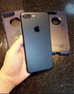 (Category: ) located in . Submitted by rosiesclosetsale (Listing ID 1448326849, Image 1). Description: .