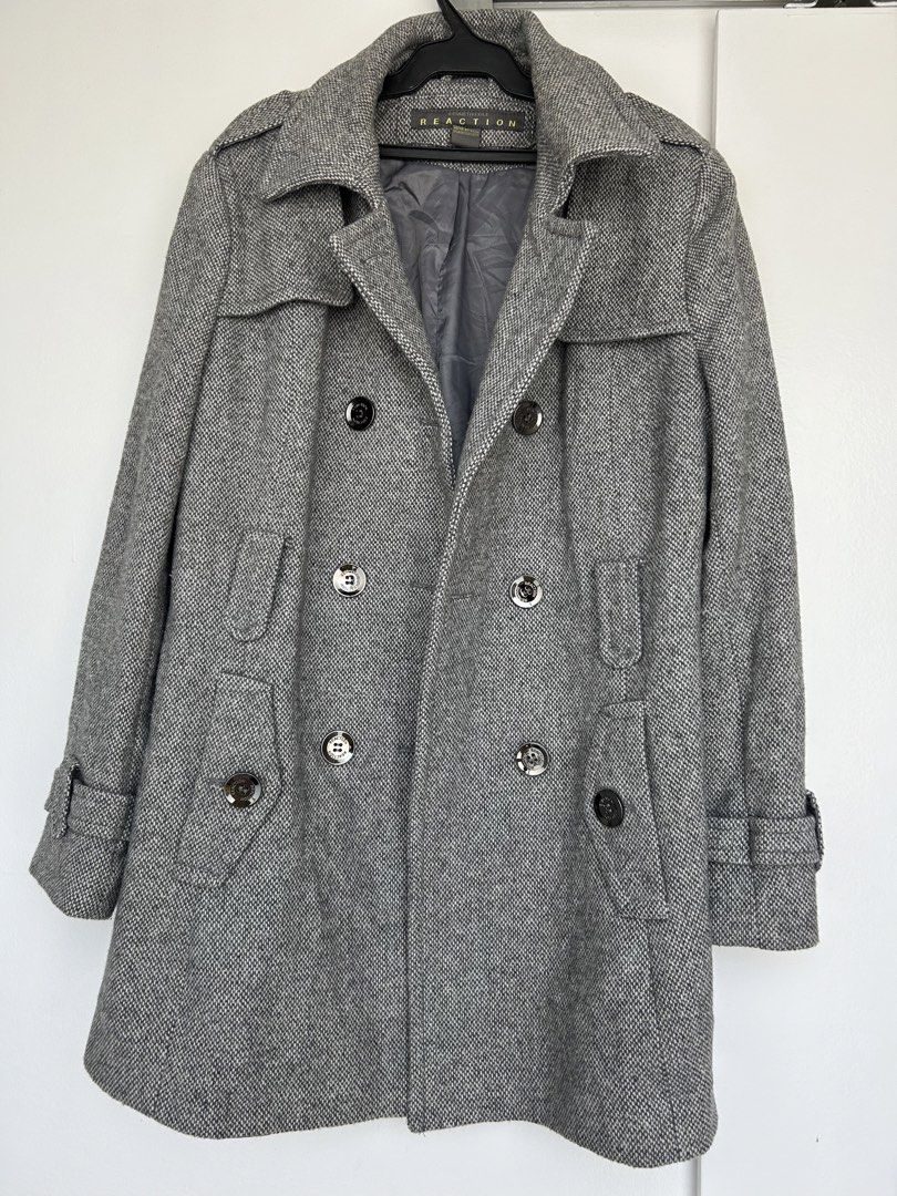 Kenneth Cole Reaction Grey Herringbone Double-Breasted Coat (L) (Category: Coats, Jackets and Outerwear) located in Dasmarinas. Submitted by sfclosetcleanup (Listing ID 1448343281, Image 3). Description: 16 x 30.