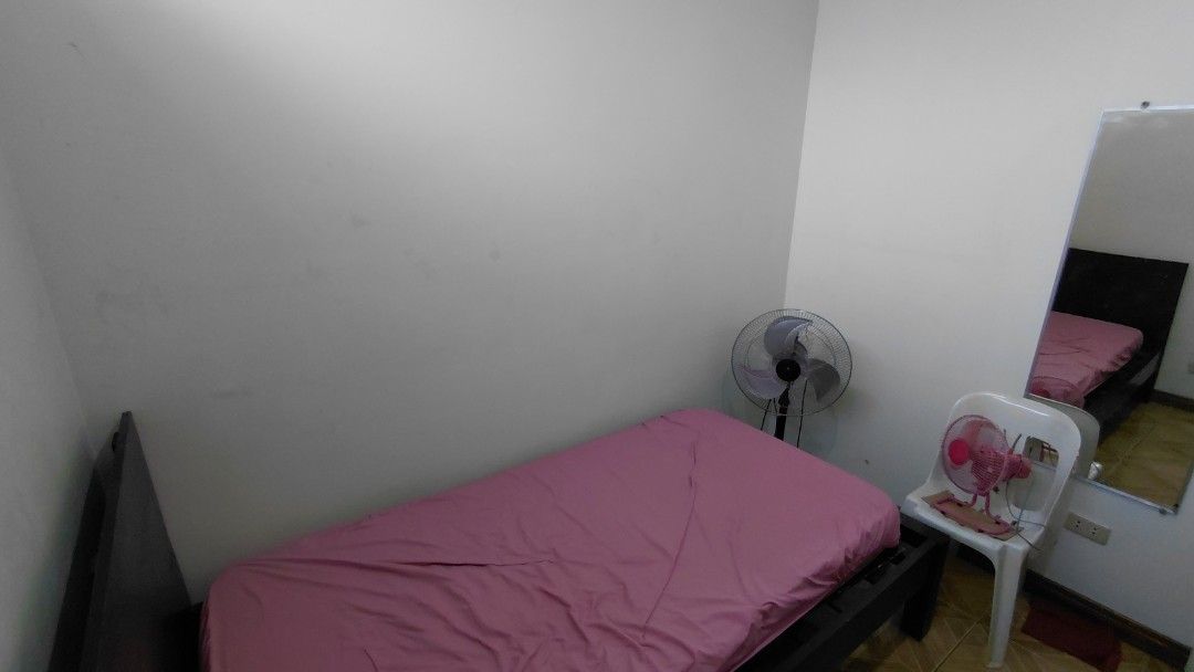 Lady bedspacer Rosario, Pasig (Category: Room Rentals) located in Pasig City. Submitted by gemmamadiam (Listing ID 1337236020, Image 2). Description: female bedspacer for rent clean and safe 3000/month shared common area: kitchen, laundry & dining area.
