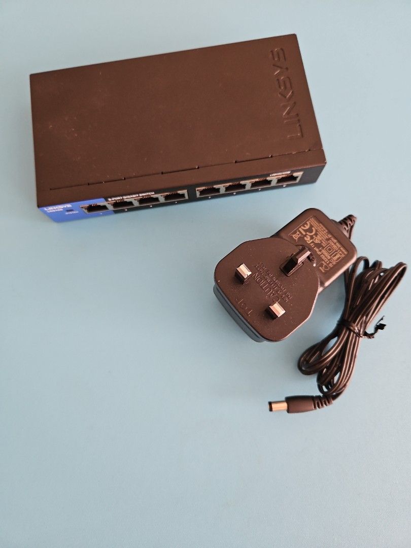 Linksys 8-Port Gigabit Network Switch with Power Adapter