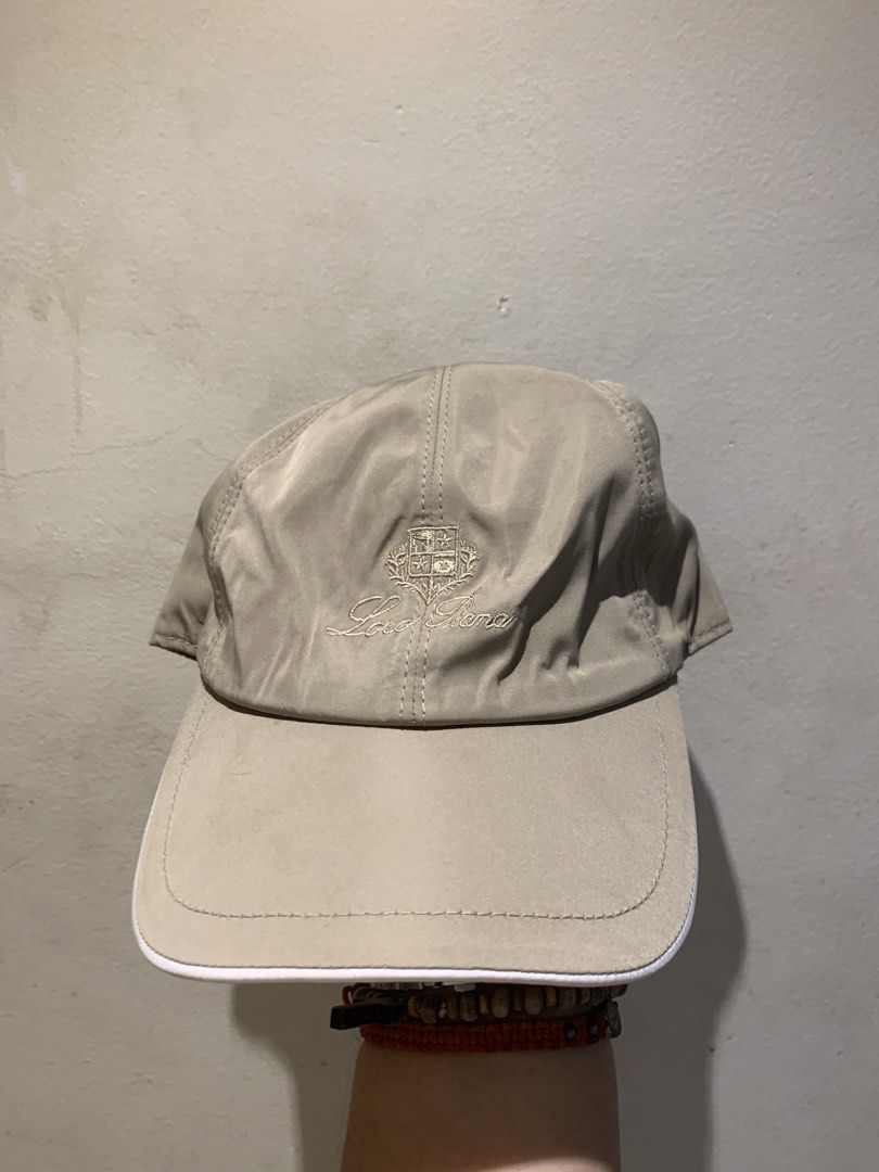 Loro Piana Cap Beige (Category: Luxury Accessories) located in Manila. Submitted by moneymann888 (Listing ID 1448387787, Image 1). Description: sf buyer shoulder As is Fix price Authenticity is not gunrantee No Refund upon purchase .