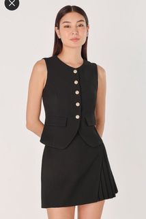 (Category: ) located in . Submitted by shopsellstyle (Listing ID 1448370734, Image 1). Description: .