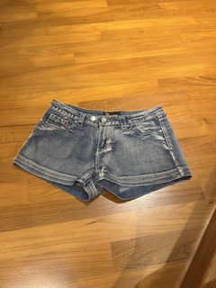 (Category: ) located in . Submitted by zyc412 (Listing ID 1448459254, Image 1). Description: .