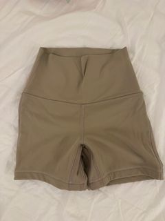 (Category: ) located in . Submitted by kaycannn (Listing ID 1448475083, Image 1). Description: .